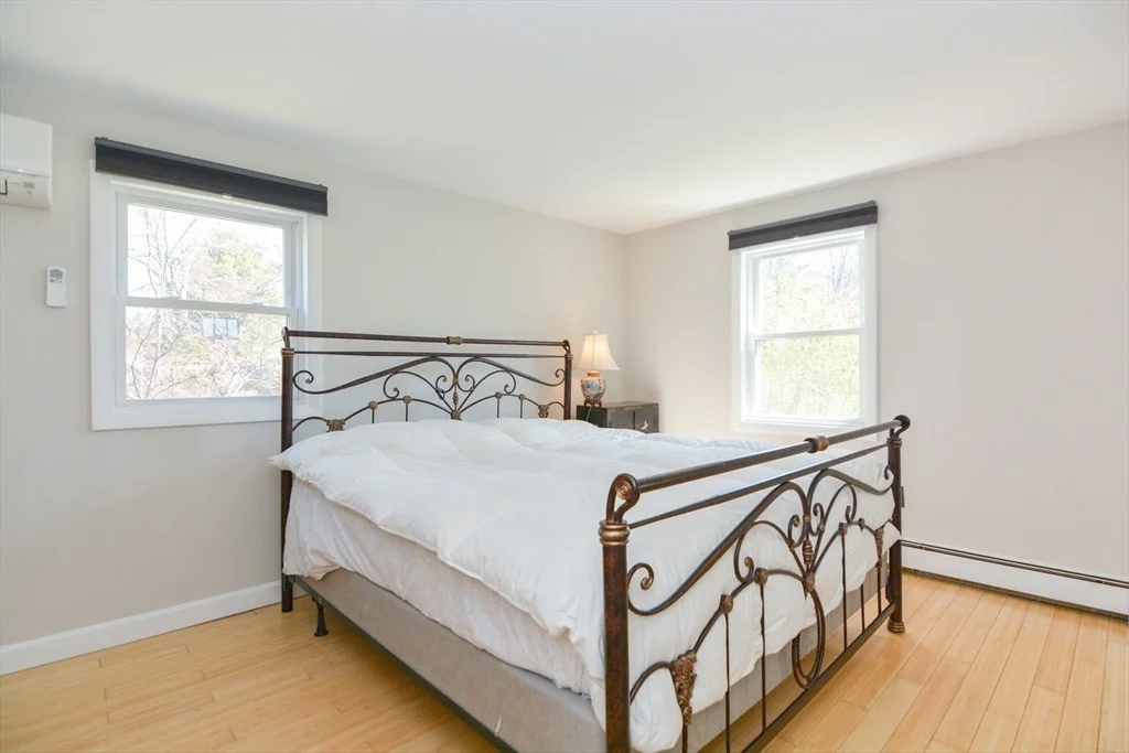 Photo of 41 Flint Rd