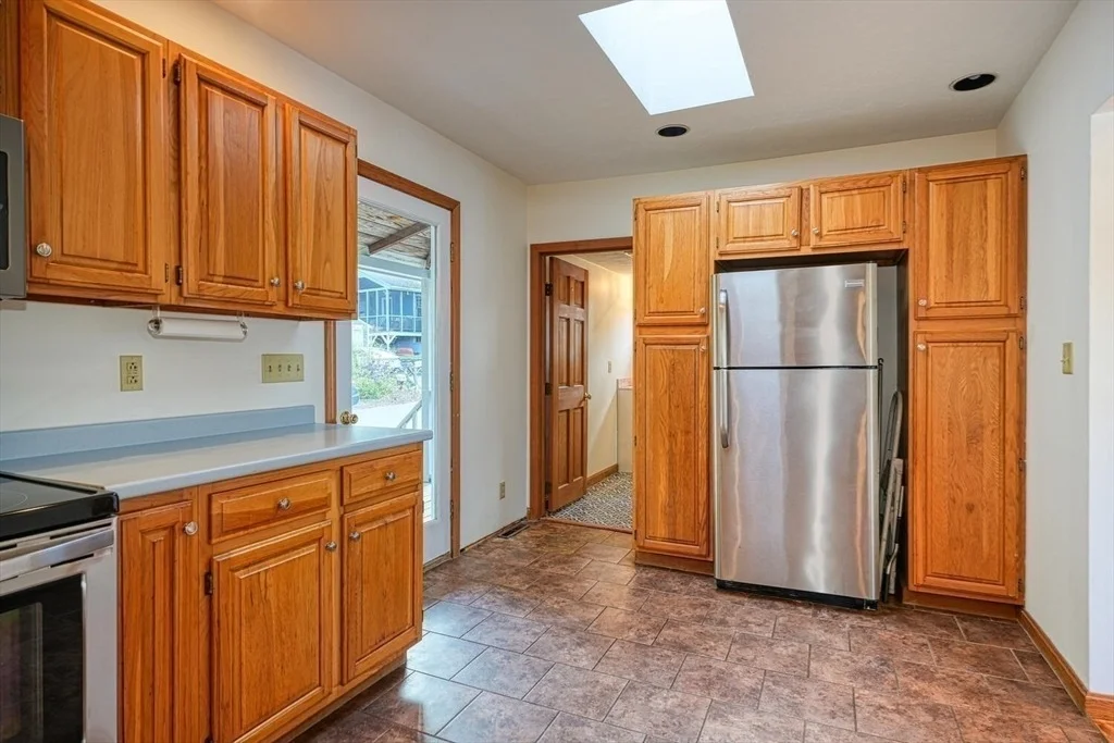 Photo of 26 Lakeside Ave