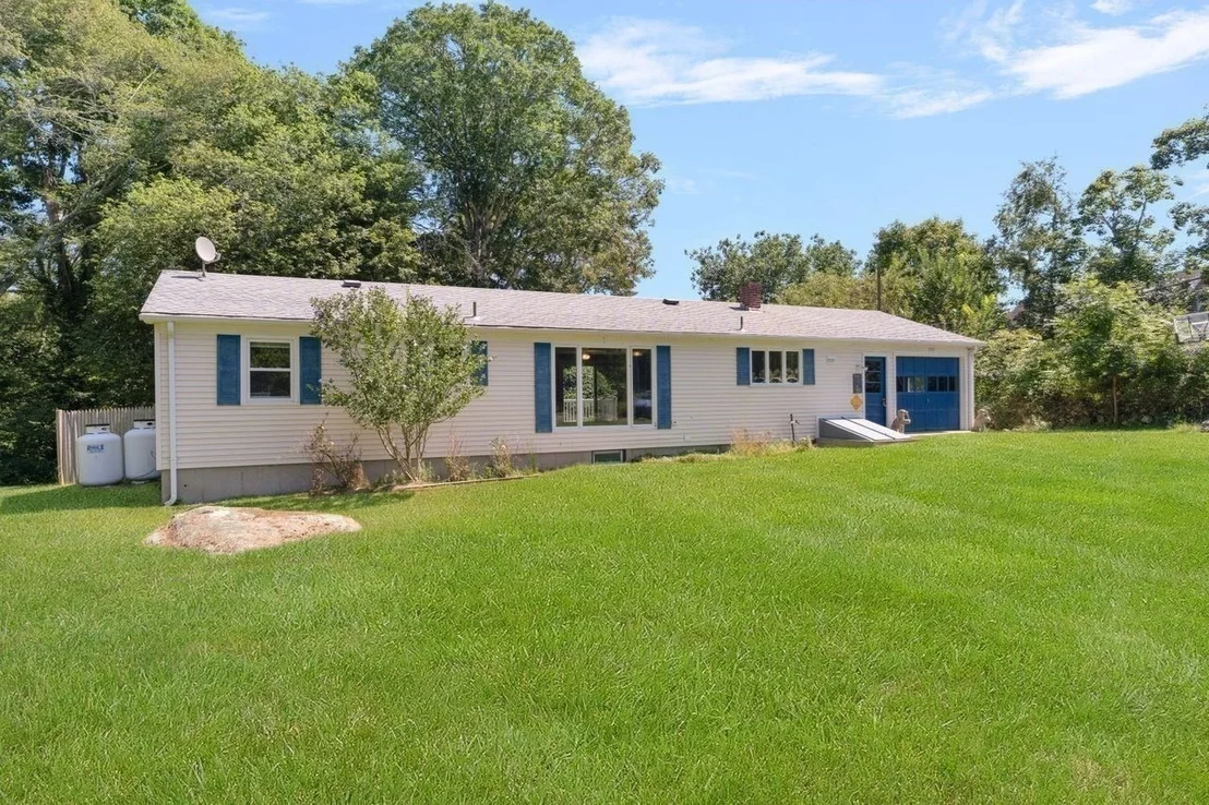Photo of 255 251 John Dyer Road