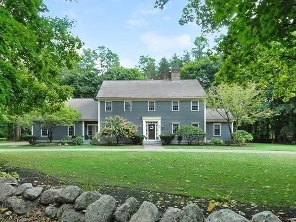 Photo of 43 Old Concord Rd