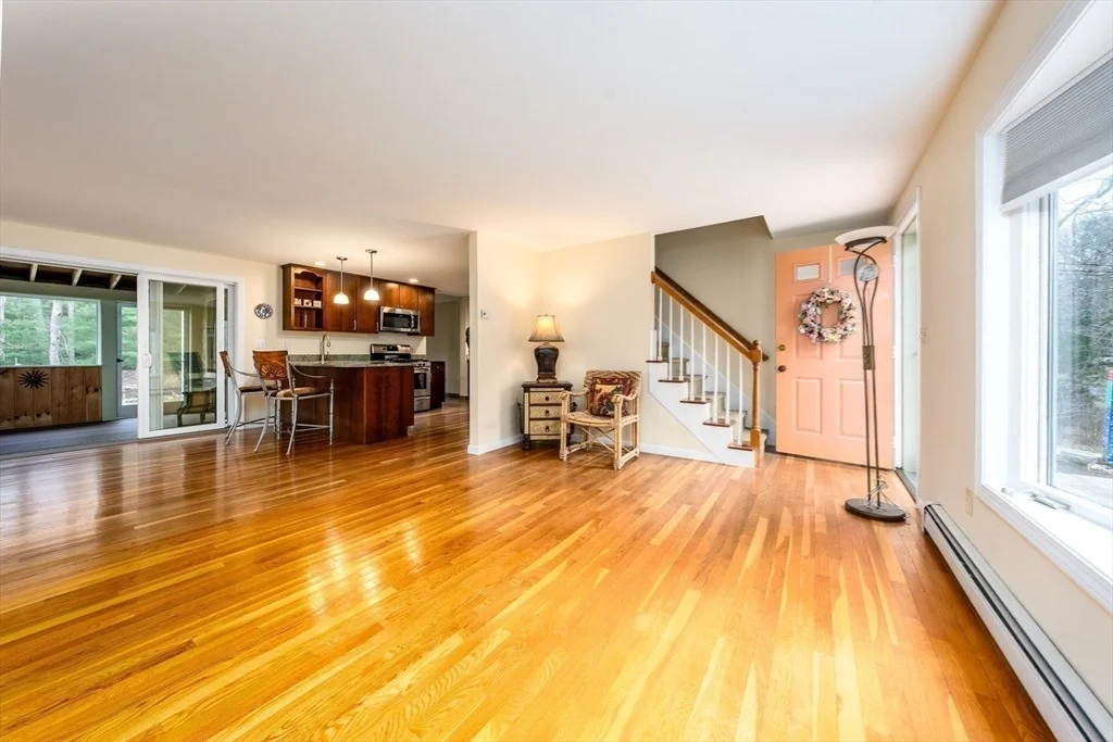 Photo of 49 Great Hill Dr