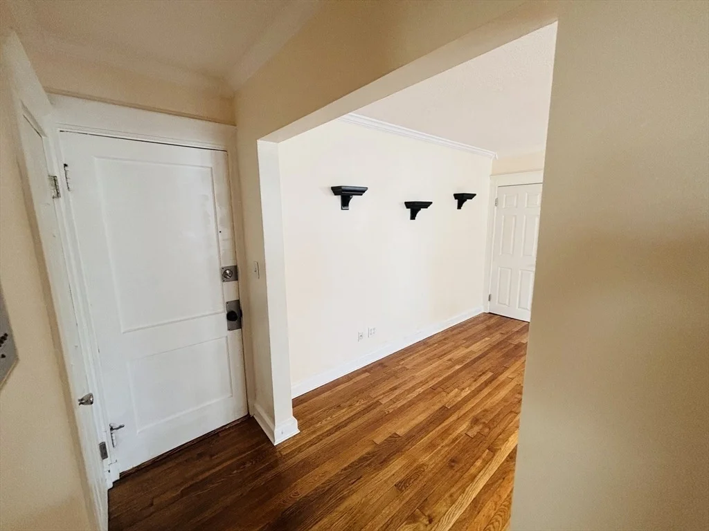 Photo of Unit 8 at 8 Walnut St