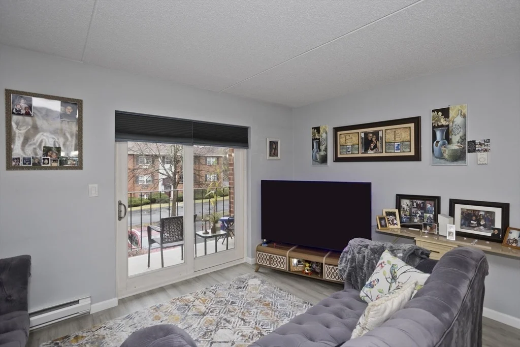 Photo of Unit F at 34 Maple Crest Cir