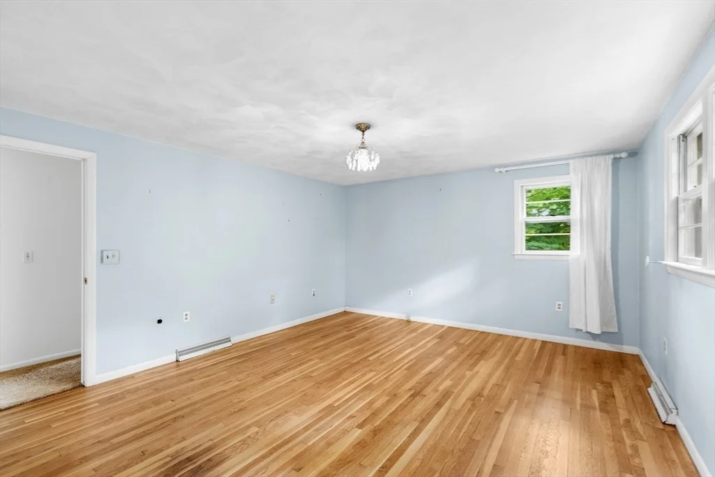 Photo of 14 Oxbow Rd