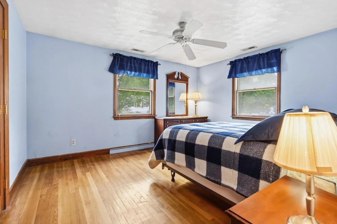 Photo of 4 Orchard Dr