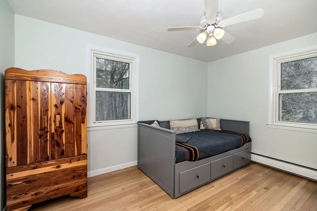 Photo of 4 Park Dr