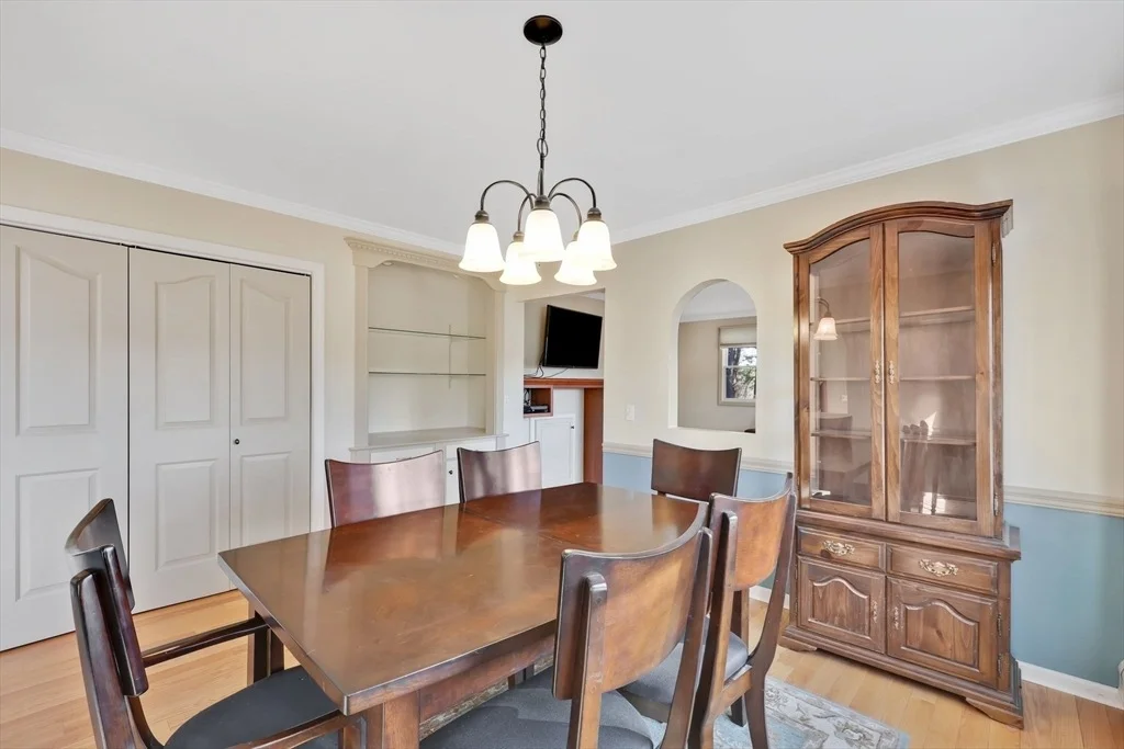 Photo of 19 Simmons Brook Dr