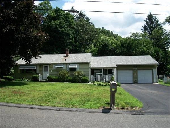 Photo of 2 Lebel Avenue