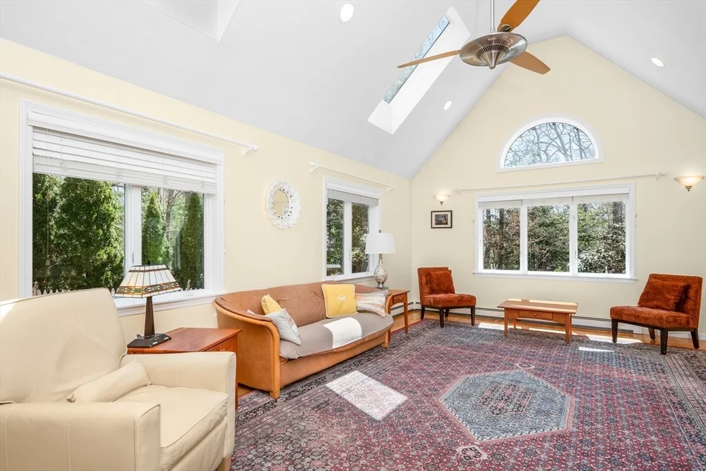 Photo of 98 Whistleberry Drive