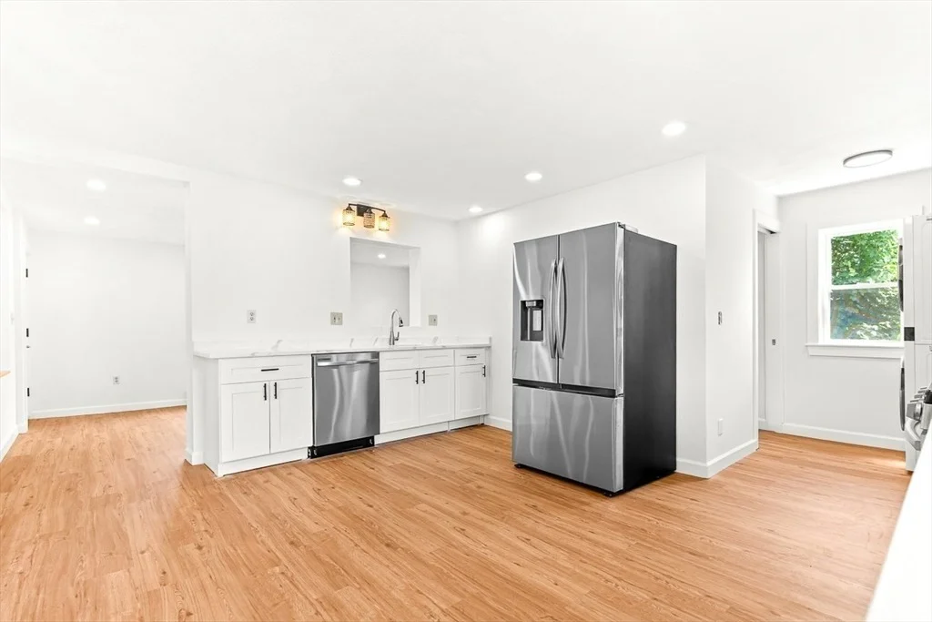 Photo of 100 Emerald St