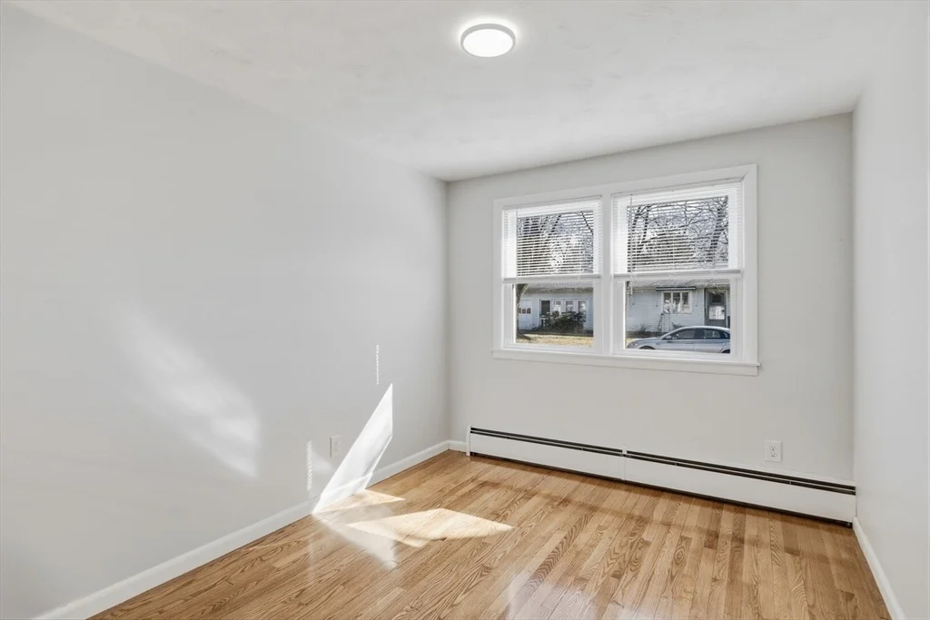 Photo of 46 Lakevilla Ave