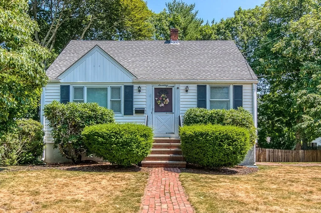 Photo of 17 Lewis Drive
