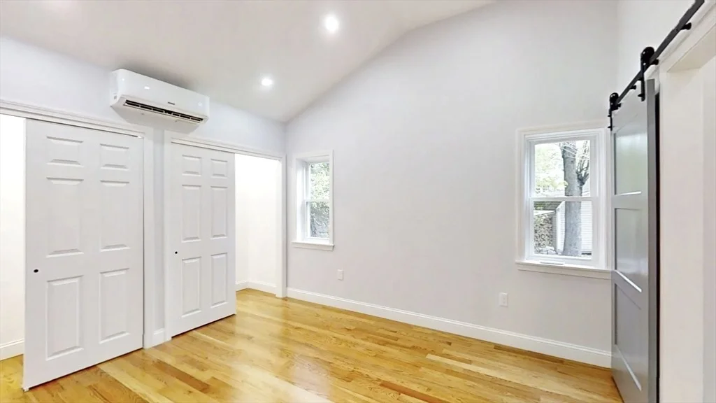 Photo of 8 Reardon Rd