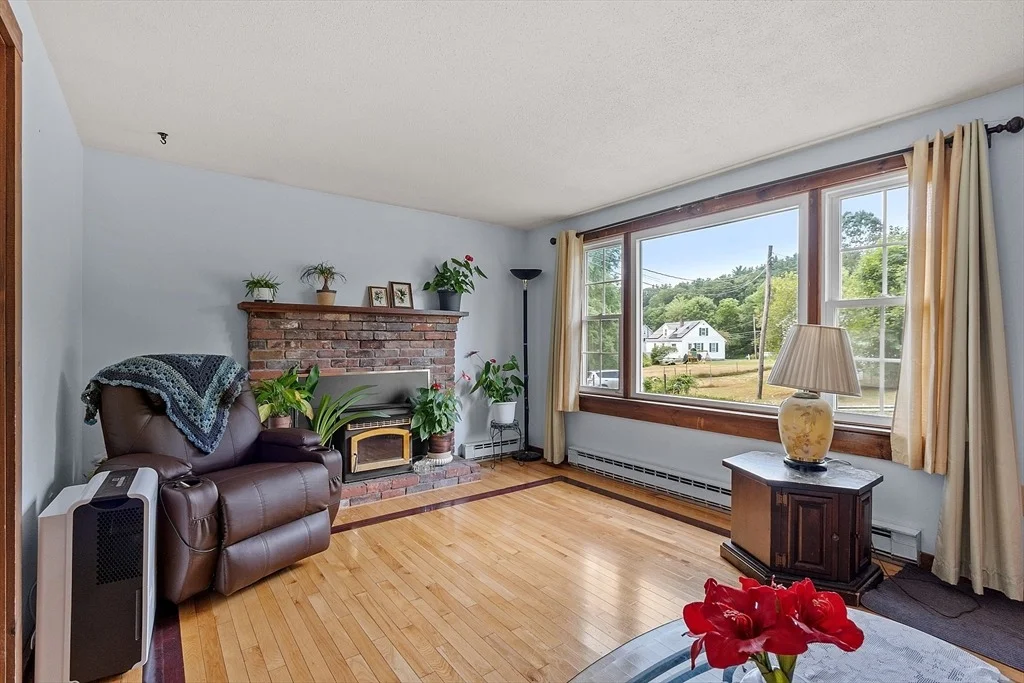 Photo of 298 Vine St