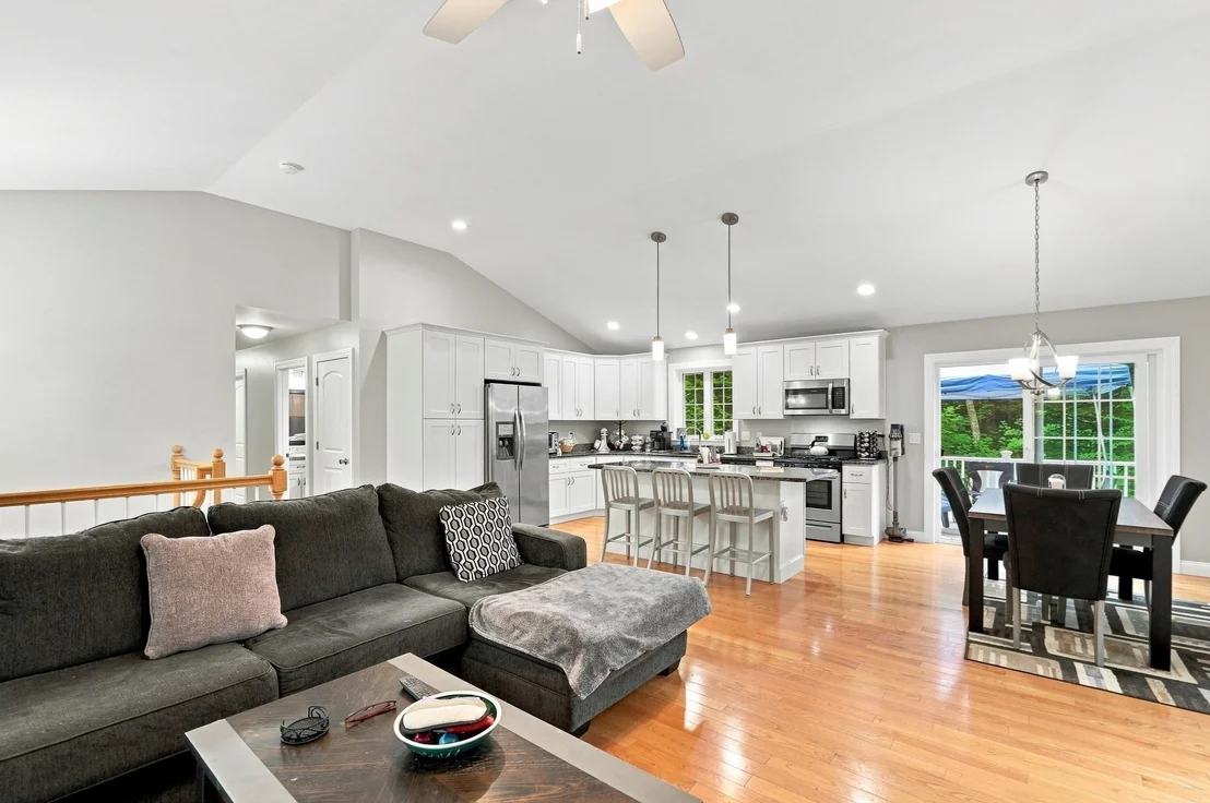 Photo of 106 Otter River Road