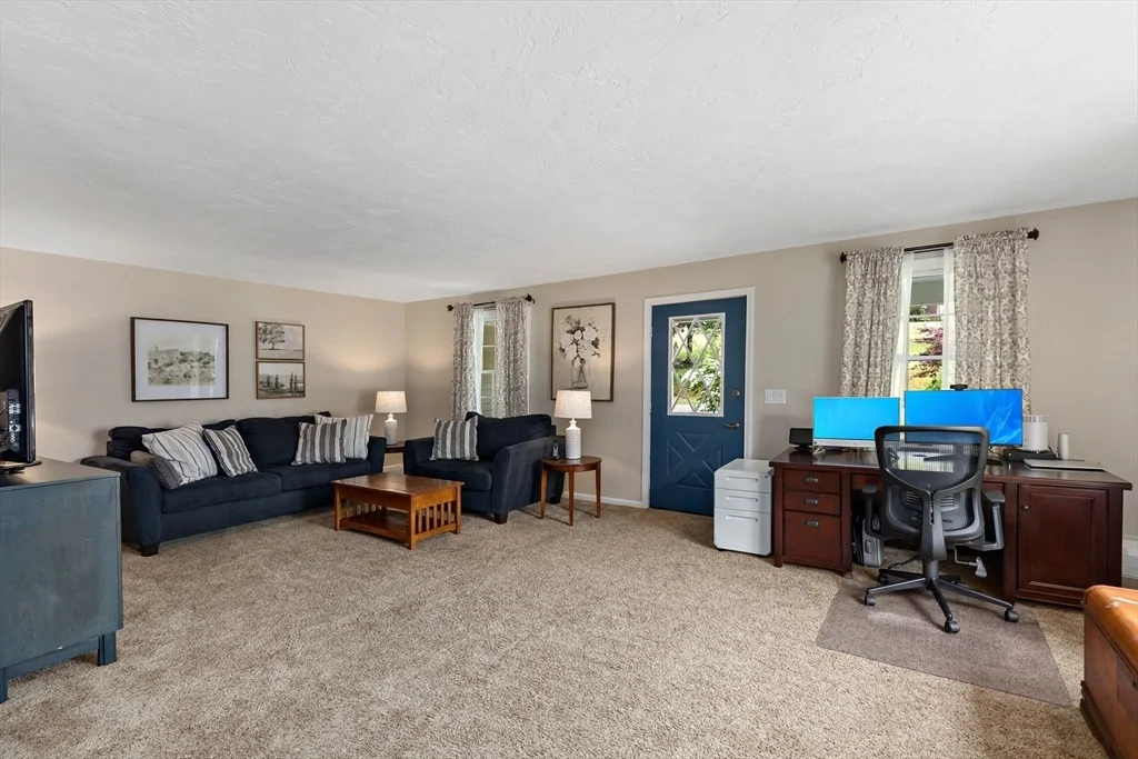 Photo of 100 Elm St