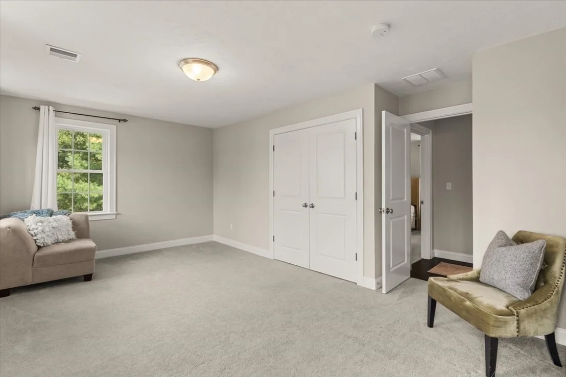 Photo of 32 Pocksha Dr