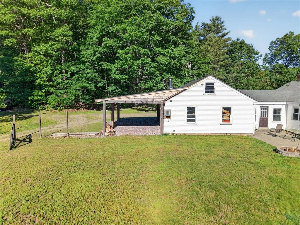 Photo of 4 Hamilton Hill Rd