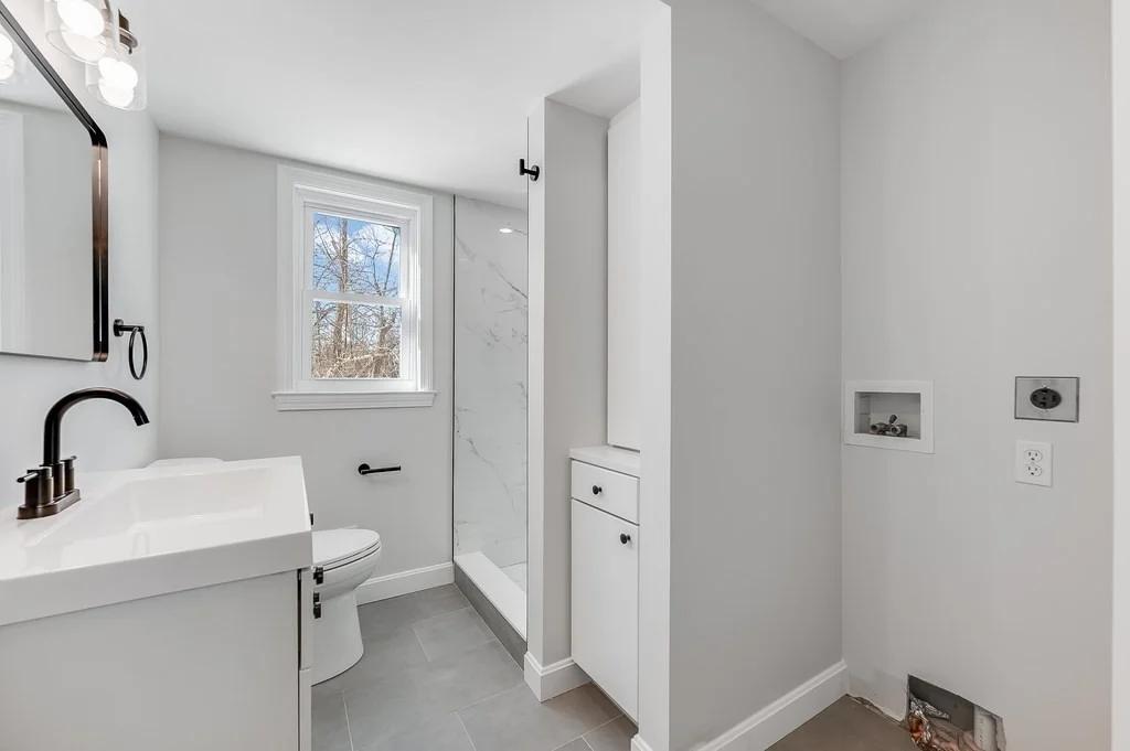 Photo of 150 Grove St