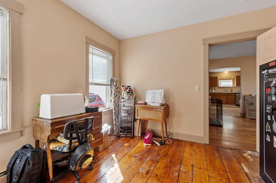 Photo of 374 Front Street
