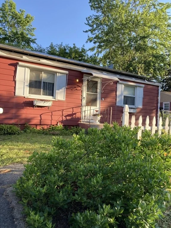 Photo of 82 Redfern Drive