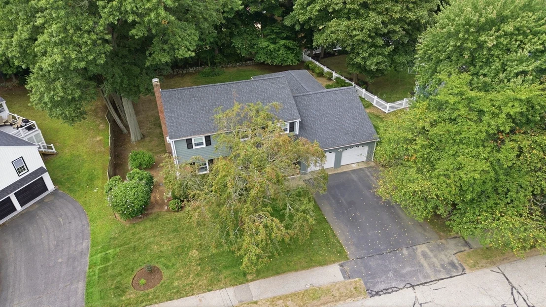 Photo of 10 Red Gate Ln