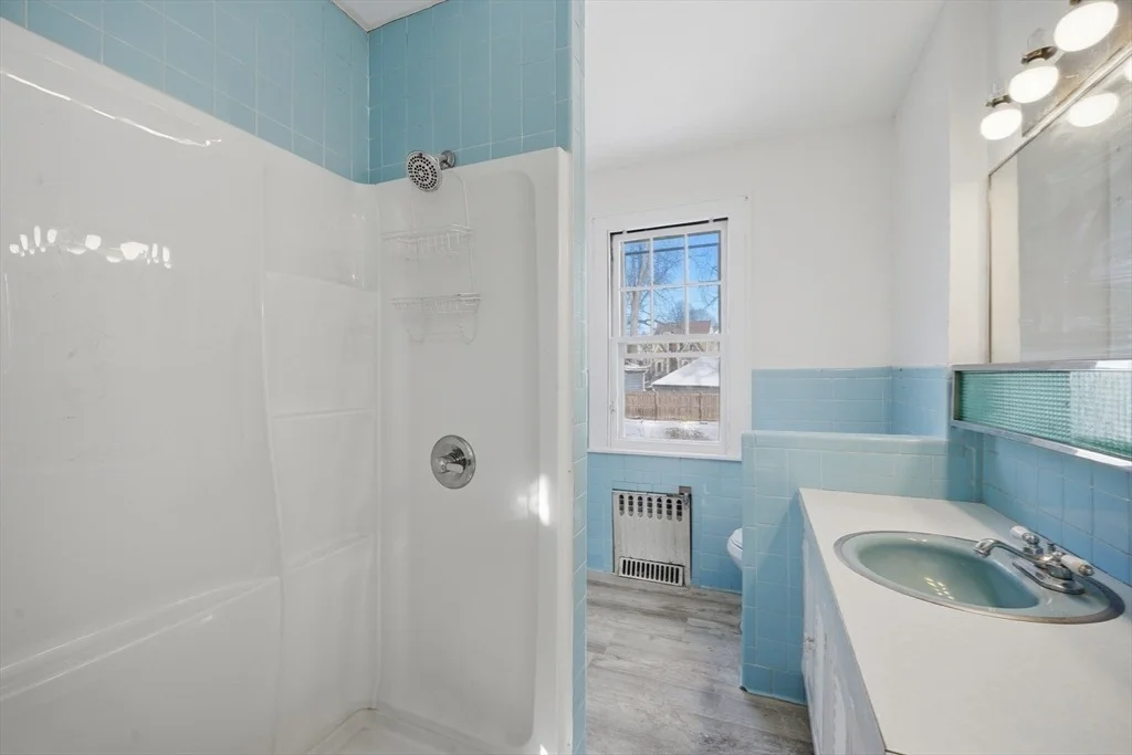 Photo of 785 Dickinson St