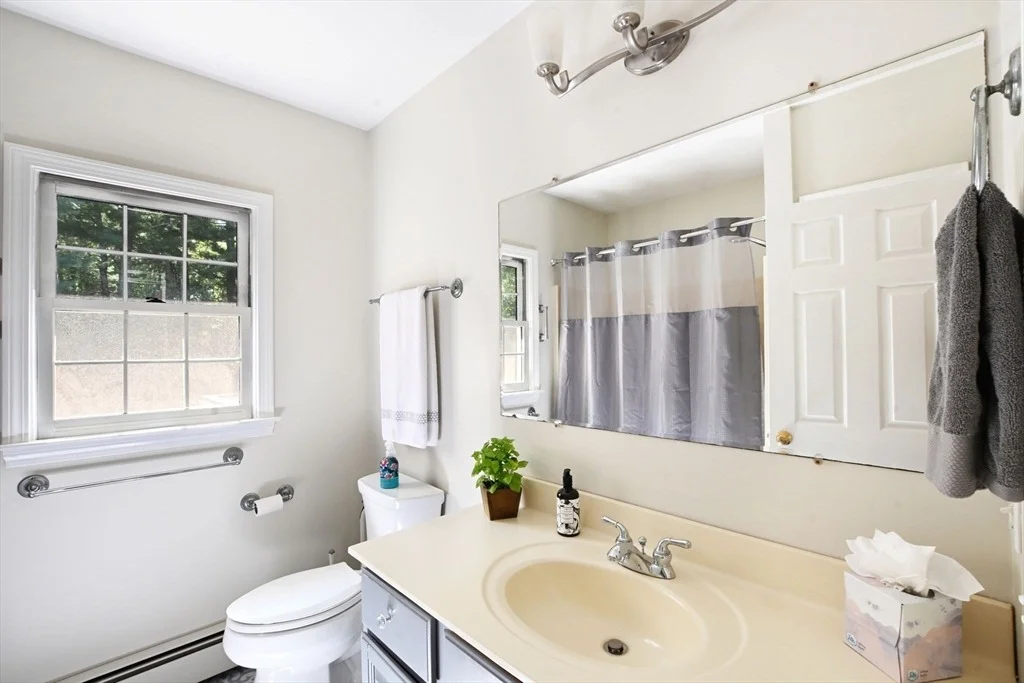 Photo of 211 James Circle