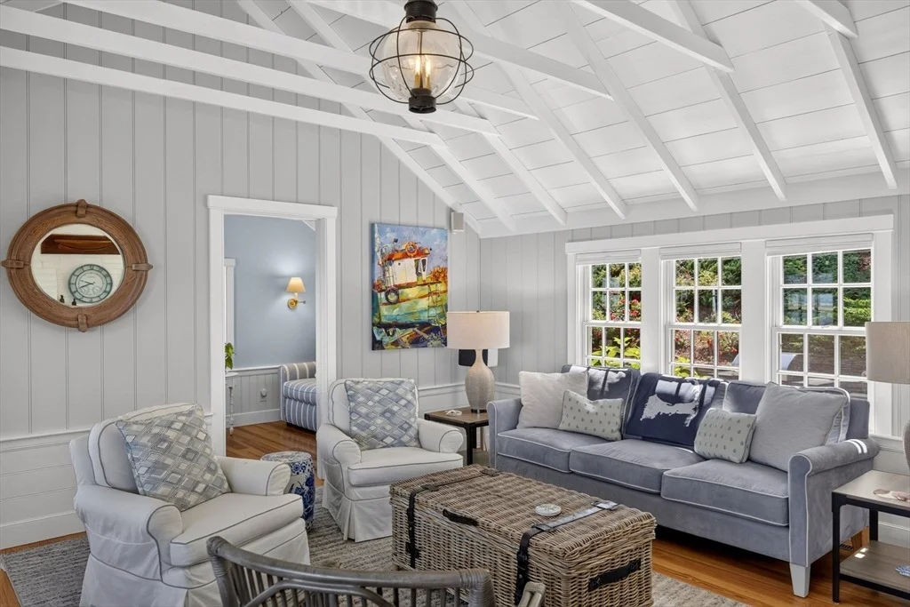 Photo of 166 Shore Road