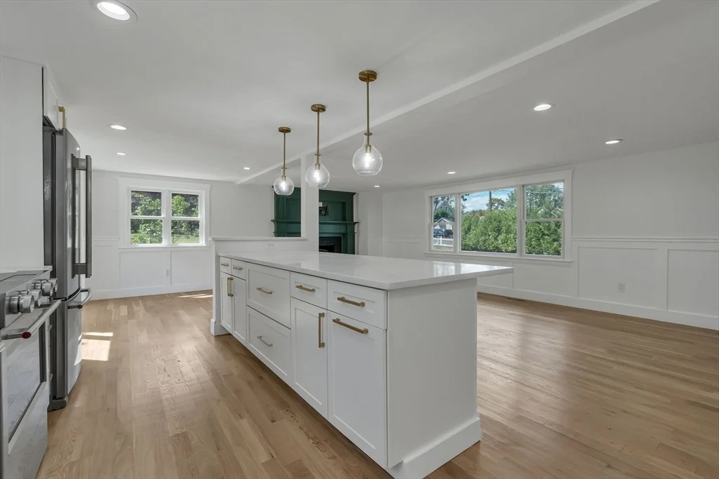 Photo of 10 Briggs Ln