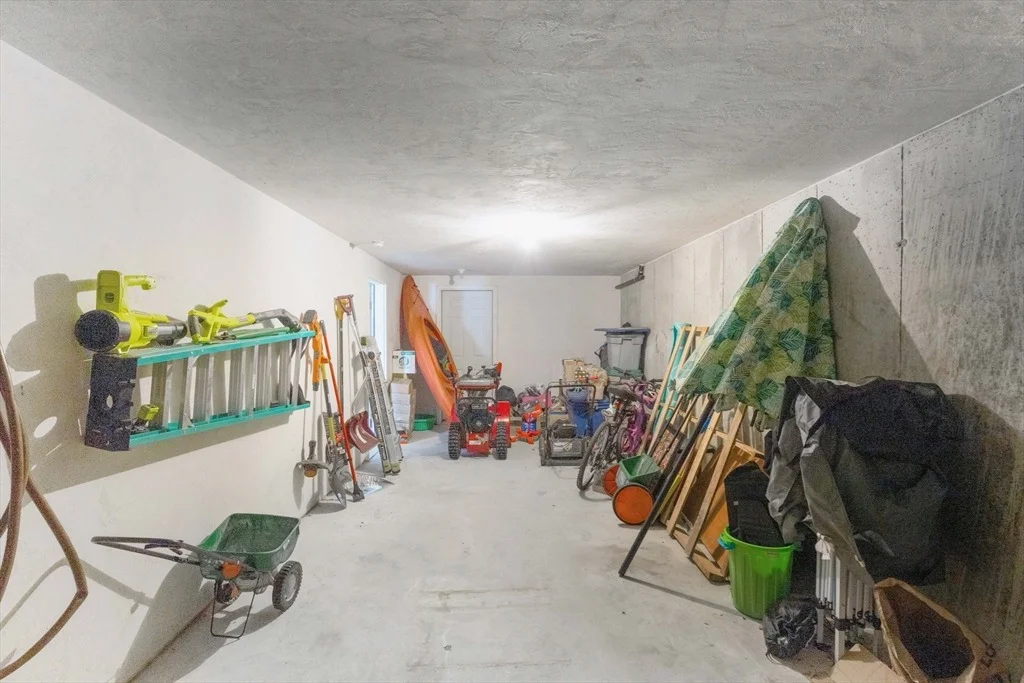 Photo of 99 Cournoyer Blvd