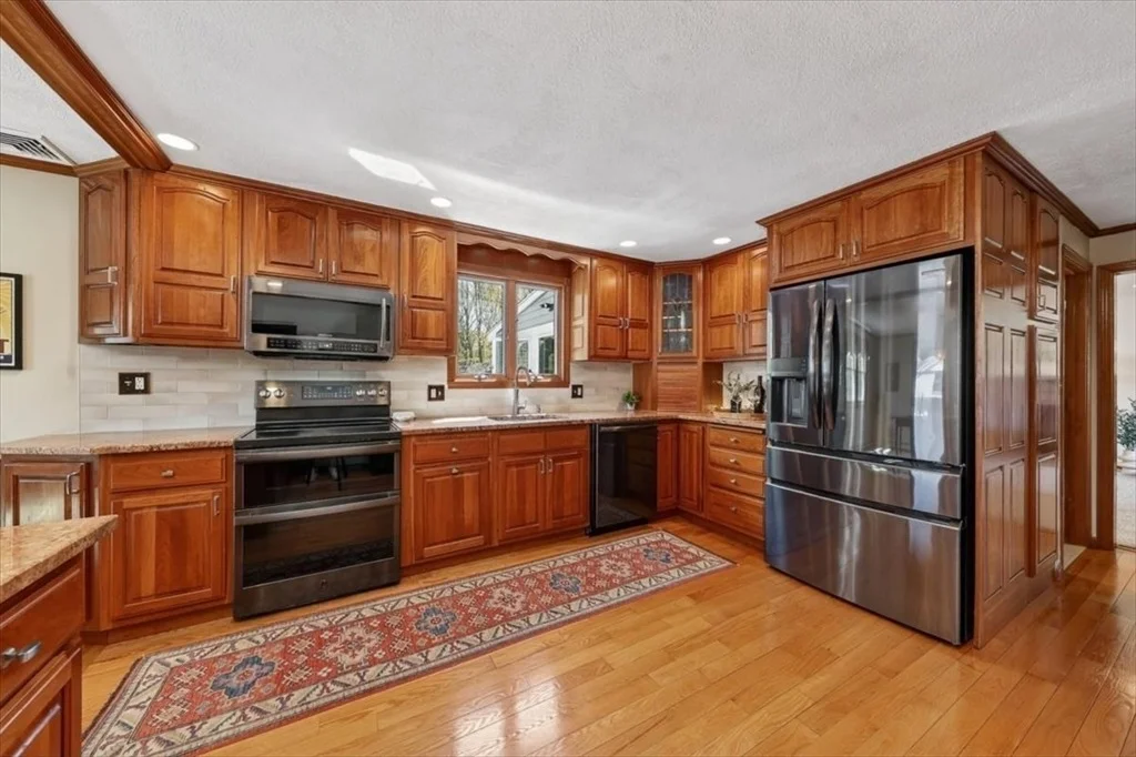 Photo of 111 Barstow Dr