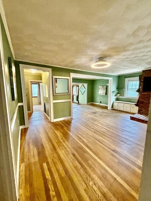 Photo of 2 Colonial Road