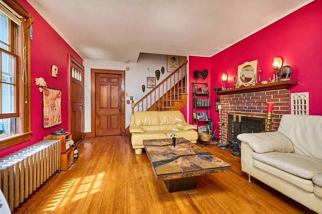 Photo of 289 Triangle St