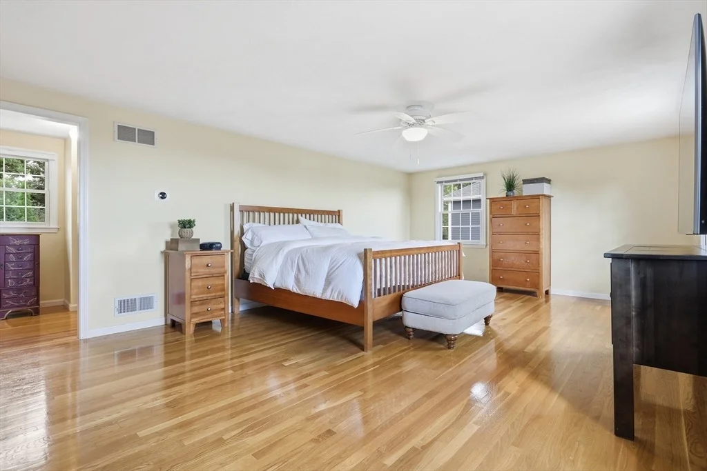 Photo of 44 Raffaele Drive