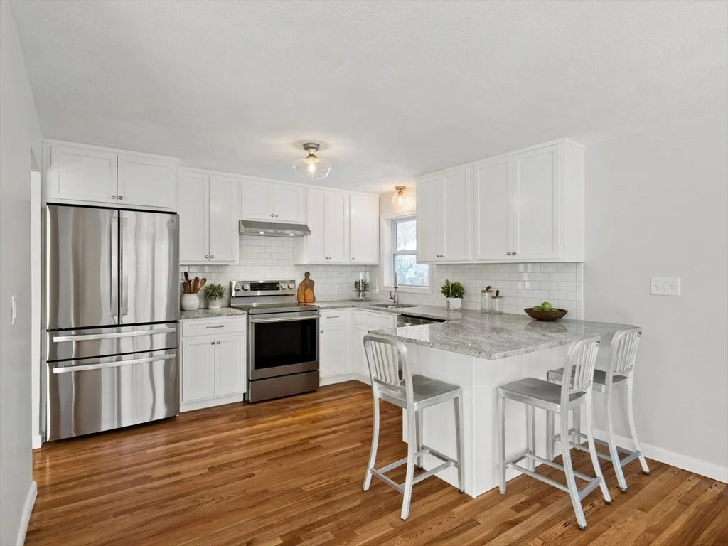 Photo of 119 Van Norden Rd