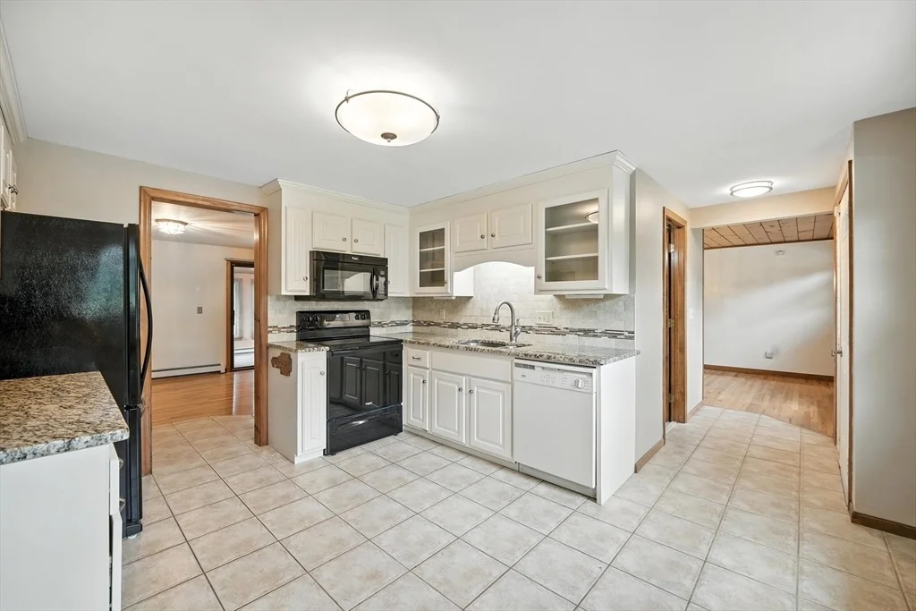 Photo of 28 Sterling Dr