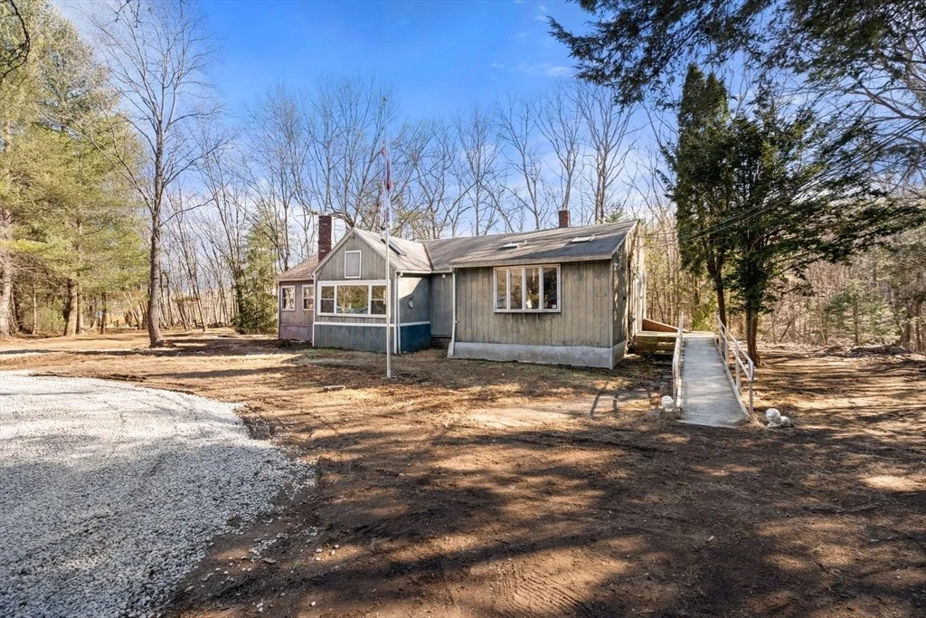 Photo of 27 Fairview Ave