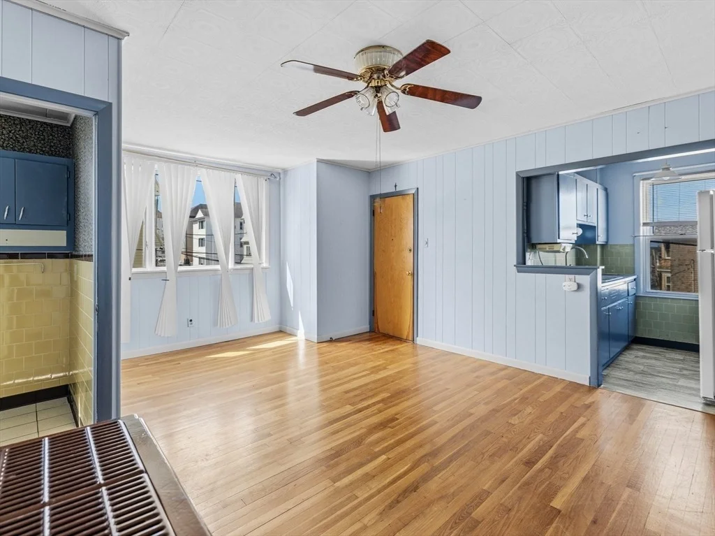 Photo of 430 William St.
