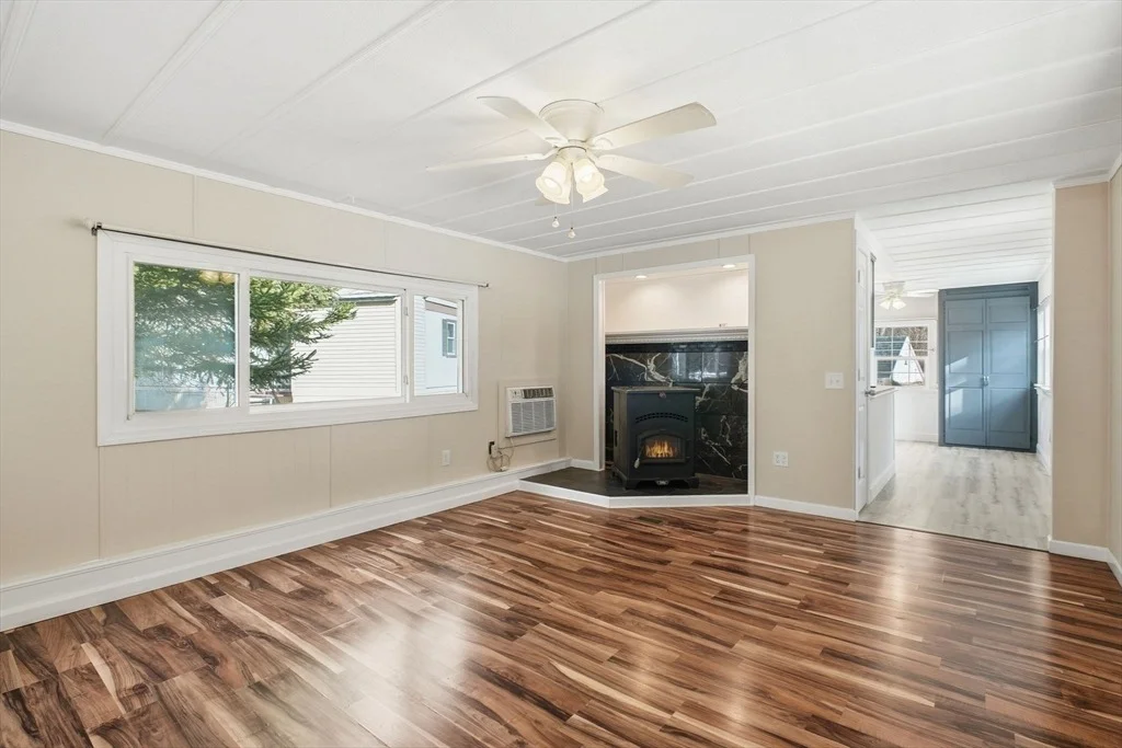 Photo of 1 Willow Circle