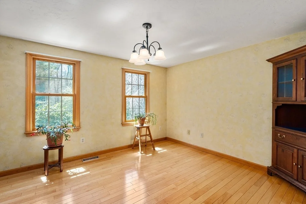 Photo of 12 Mooreland Dr