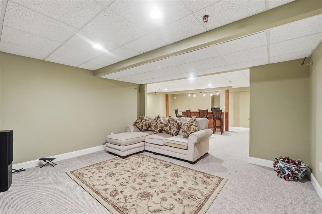 Photo of 74 Whipple Brook Road