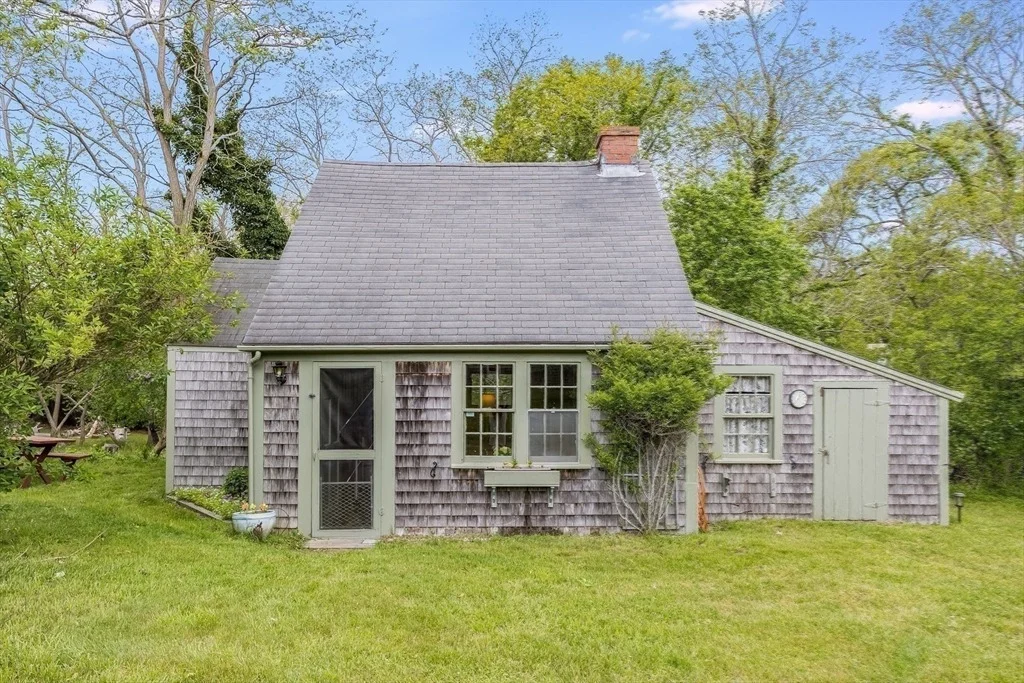 Photo of 575 Nauset Road