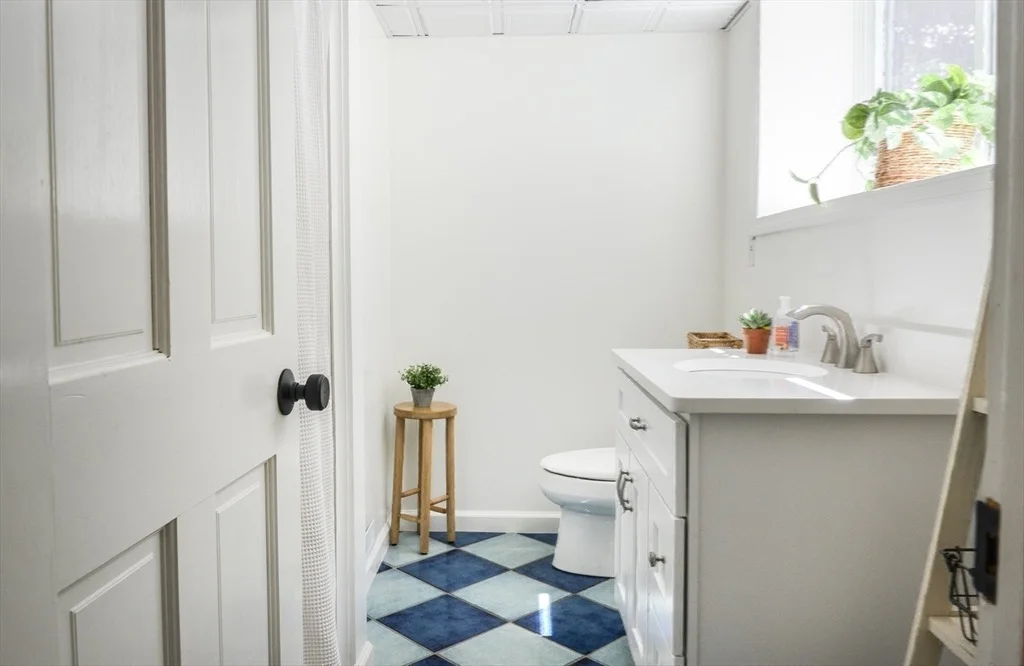 Photo of 280 Randall Rd