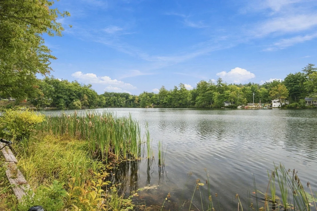 Photo of 39 Lakeview Dr