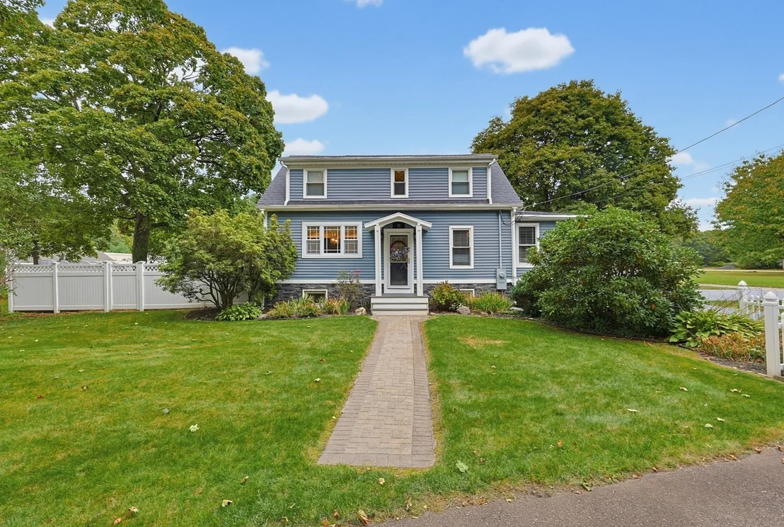 Photo of 38 Dexter Ave.