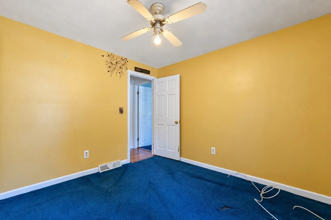 Photo of 5 Glenwood Cir