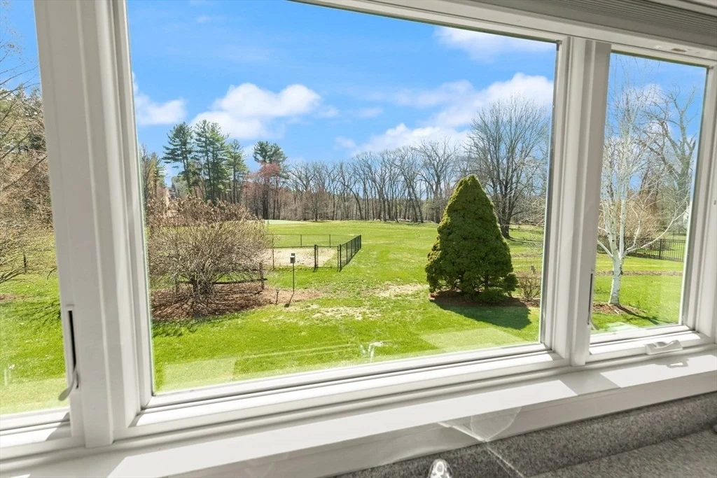 Photo of 100 Parmenter Rd