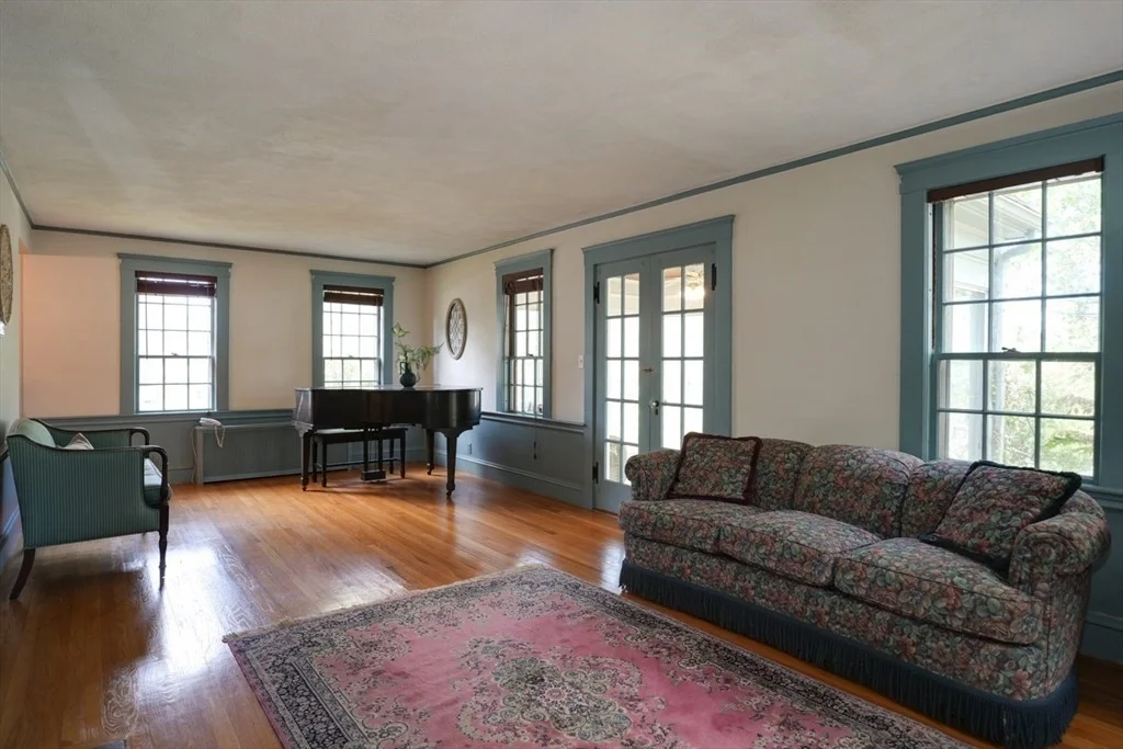 Photo of 27 Parker Rd