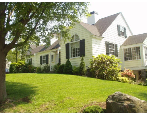 Photo of 9 Ridge Road